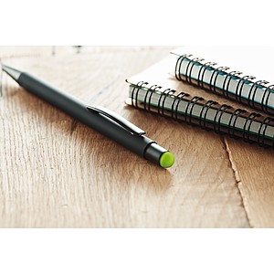 Černá hliníková propiska, vylaserované logo je stejné barvy jako stylus, modrá n., světle zelená