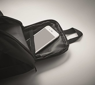 Crossbody batoh z RPET