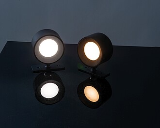 Dobíjecí nástěnné lampy 2 ks, černá