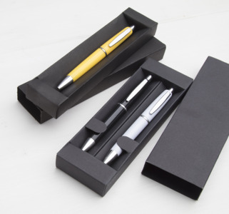 Krabička na pera, černá