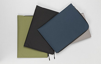 Obal na 15,6" notebook Impact z RPET AWARE™ - reklamní předměty