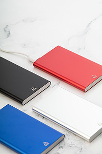 Powerbanka 4000mAh z recyklovaného hliníku, červená