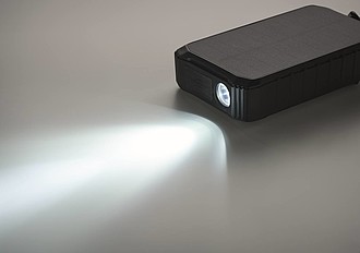 Powerbanka 8000mAh se solárním panelem, světlem a ručním dynamem