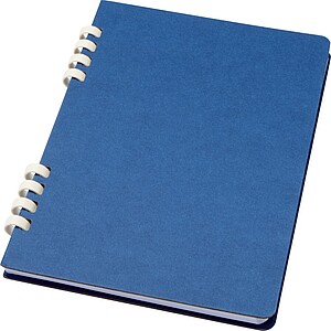Poznámkový blok A5 s kroužkovou vazbou z recyklovaného RCS, námořní modrá - reklamní bloky