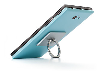Samolepící plastový držák na mobilní telefon v kovovém designu. Stříbrná.