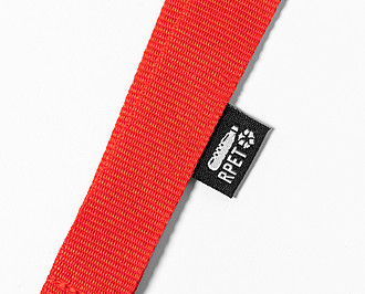 Šňůrka na krk z RPET, šíře 2cm, s karabinou, červená