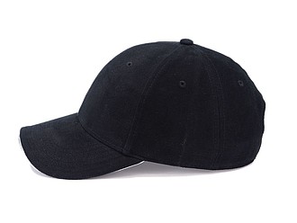 Trendy kšiltovka se sendvičovým kšiltem, černá