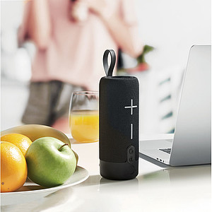 VERSAN 2x5W bezdrátový přenosný reproduktor s 1200mAh dobíjecí baterií, černá