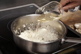 VS MORETON 2 Sada sklenic 2 ks na víno, 250 ml